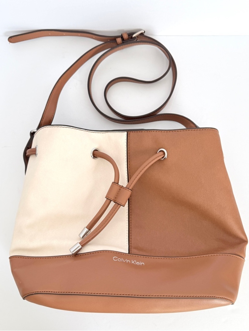 Calvin Klein Gabrianna Novelty Bucket Bag Vegan Leather Shoulder Bag